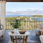 Dendrilia & By Rodostamo Collection Vakantiehuis *