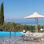 Vakantiehuis Dendrilia & By Rodostamo Collection