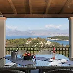 Vakantiehuis Dendrilia & By Rodostamo Collection Kassiopi