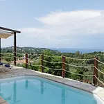Dendrilia & By Rodostamo Collection Vakantiehuis