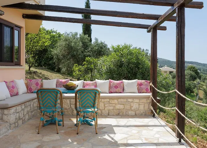Dendrilia & By Rodostamo Collection