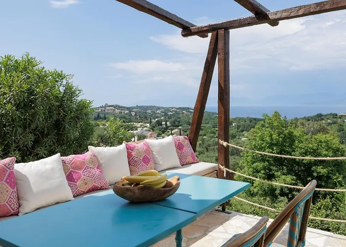 Dendrilia & By Rodostamo Collection * Κασσιόπη